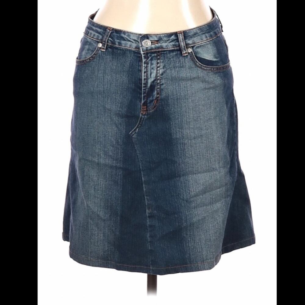 Plush Platinum‎ denim jean skirt, size 11